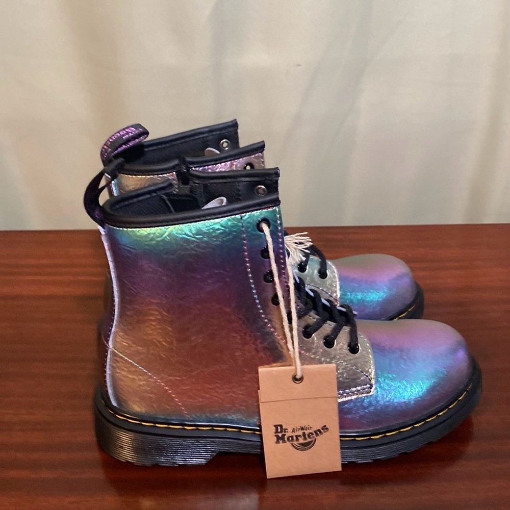 Dr. Martens 1460 J Multi Rainbow Crinkle Lace up  Boots Unisex L 5/ M 4 NWT